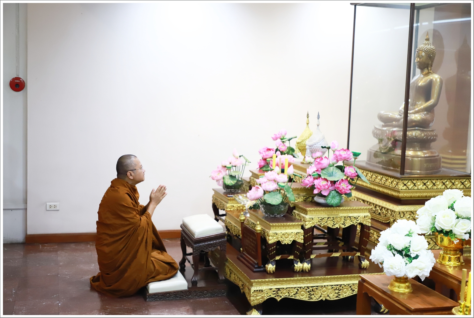 กรมบังคับคดี จัดกิจกรรมทำบุญตักบาตร ประจำเดือนกุมภาพันธ์ 2569
